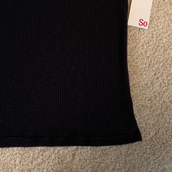 So Muscle Tank, Size Medium, Black Luxe - Picture 3 of 9